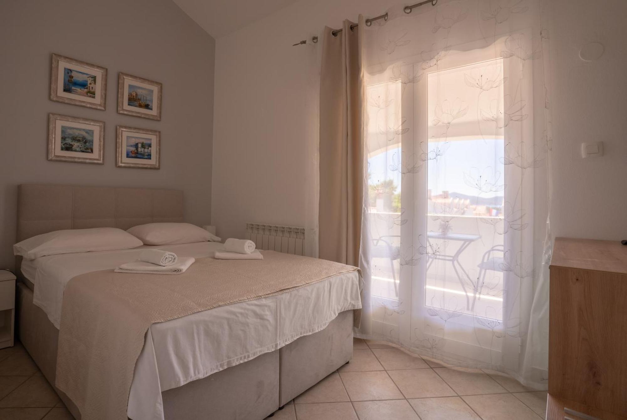 Apartments & Rooms Petra Zadar Luaran gambar