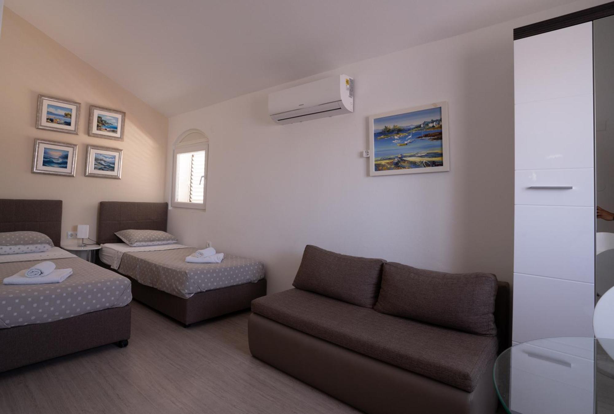 Apartments & Rooms Petra Zadar Luaran gambar
