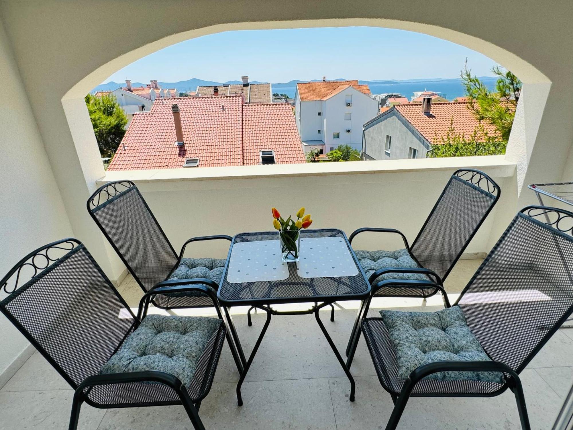 Apartments & Rooms Petra Zadar Luaran gambar