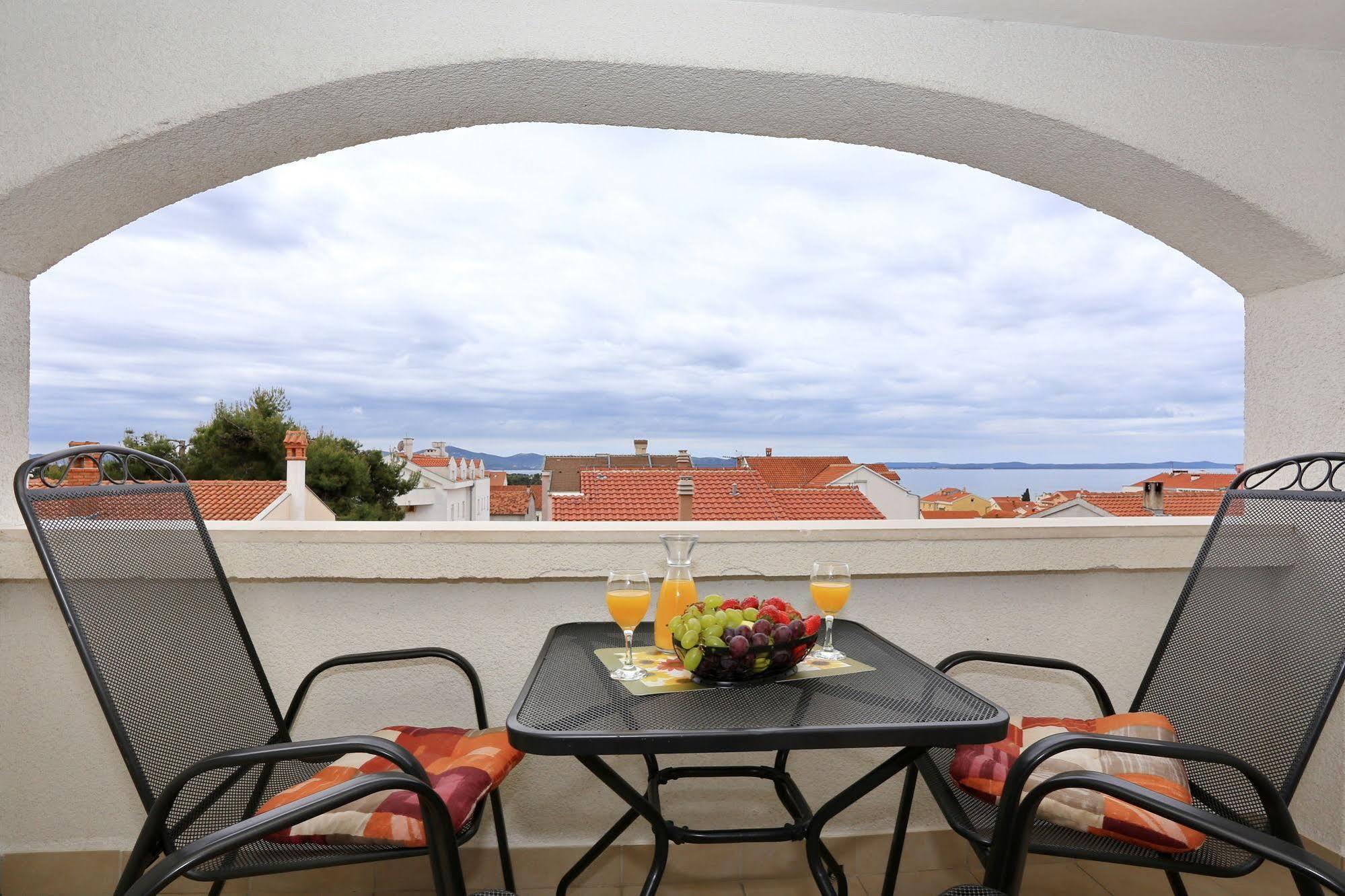 Apartments & Rooms Petra Zadar Luaran gambar